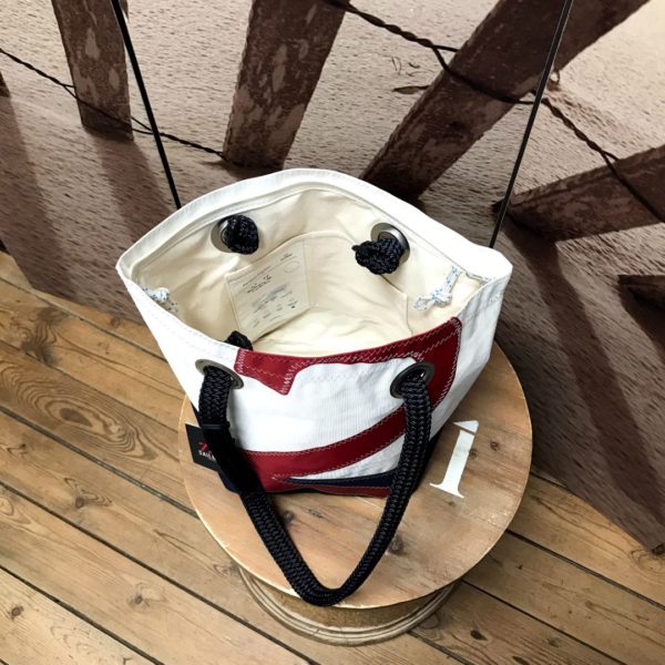 Sac en voile recyclée Rouge, blanc et Marine – Image 2